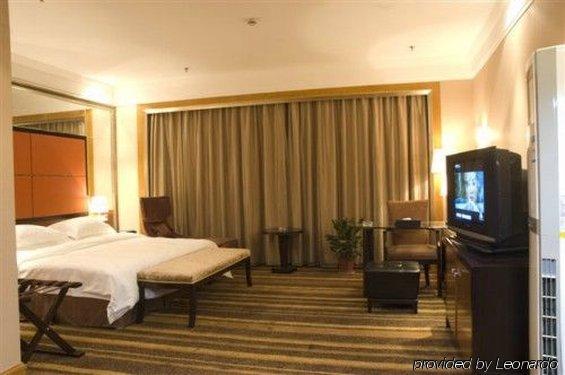 Sprot-Life Garden Hotel Wuhan Habitación foto